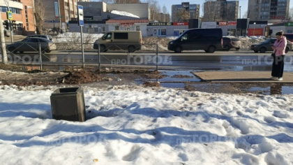 "Остановка на Южном превратилась в забытый остров": чепчане пять месяцев ждут новый павильон